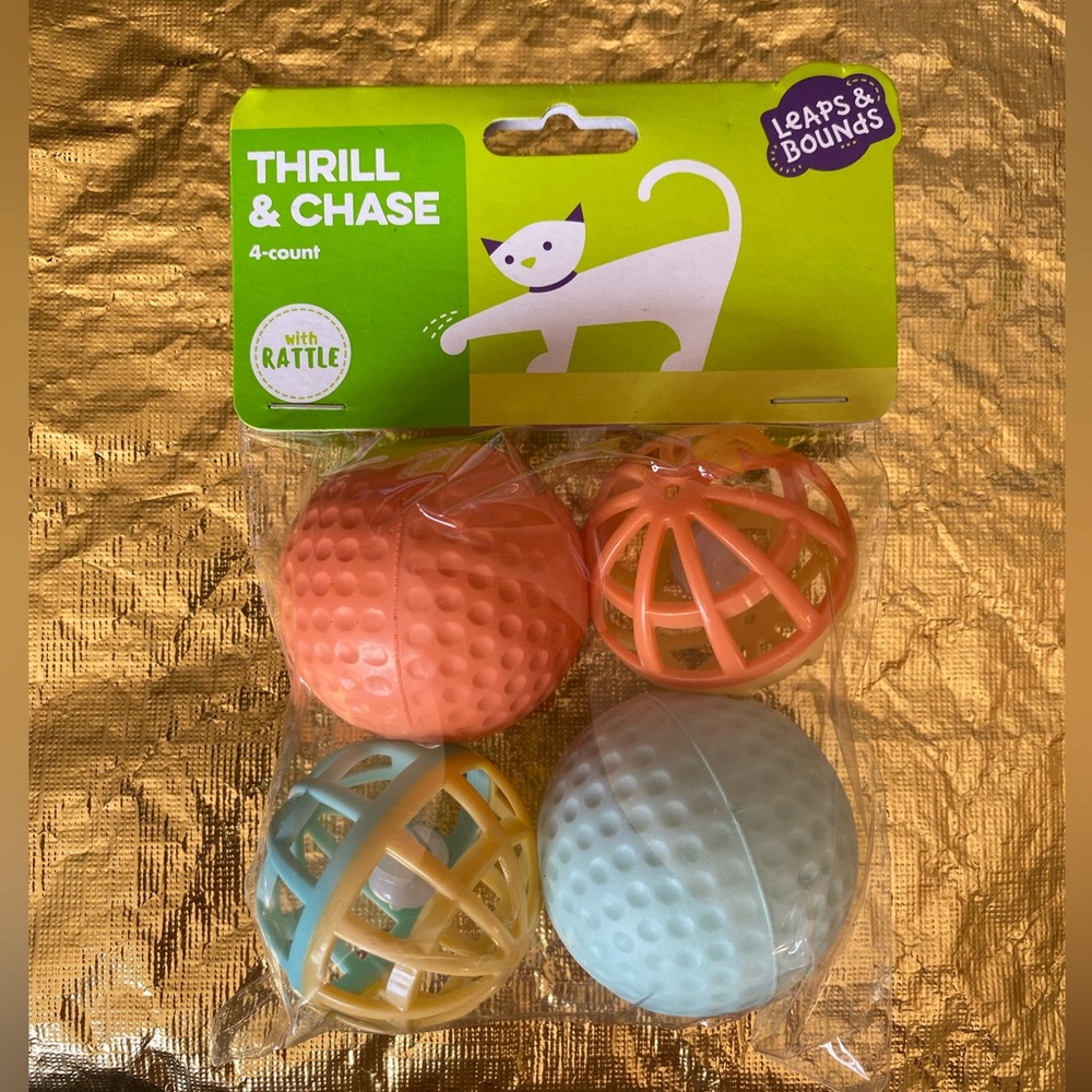 Thrill and Chase 4-Count Cat Toys